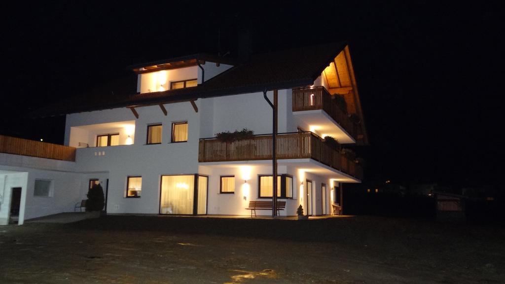 Stiflerhof Appartamento Falzes Esterno foto